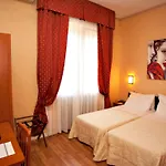 Hotel Mini Palace - 4*
