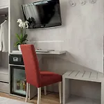 Mini Palace -