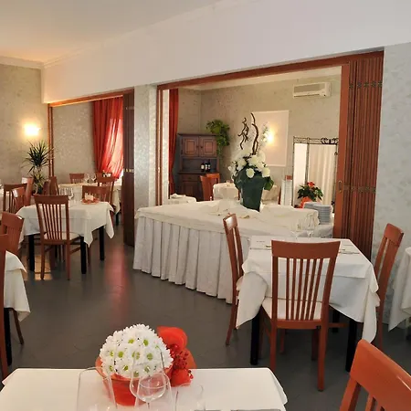 Mini Palace - 4*