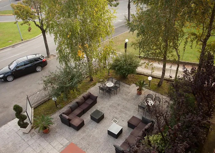 Mini Palace - Hotel 4*