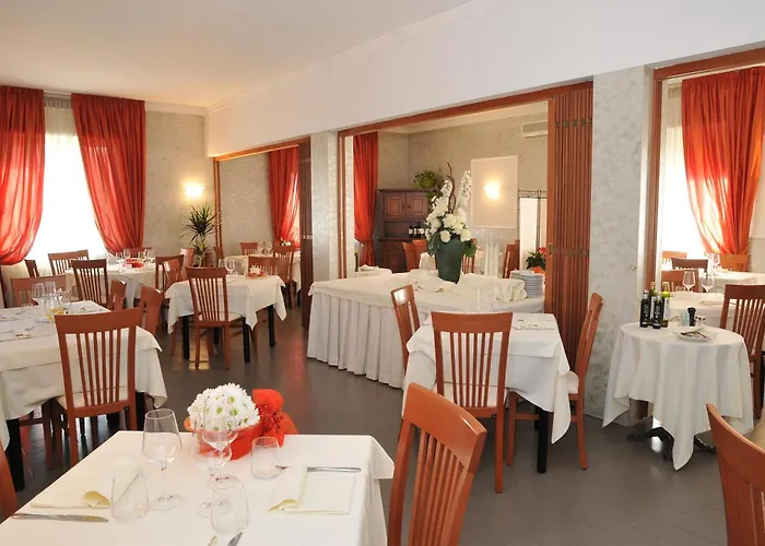 Mini Palace - Hotel 4*