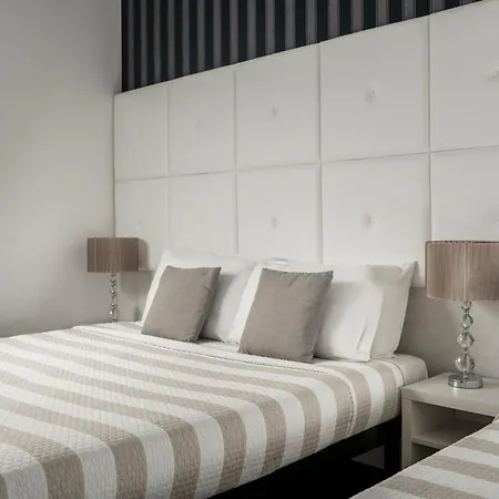 Mini Palace - Hotel 4*