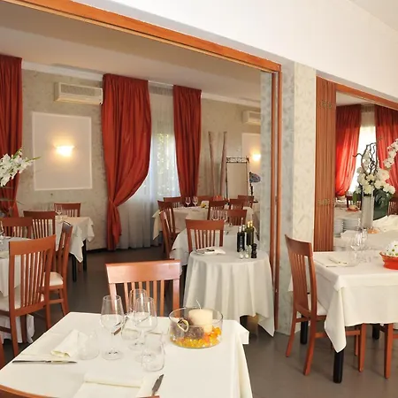 Mini Palace - 4* Molinella