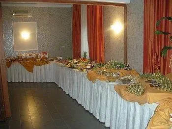 Ξενοδοχείο Mini Palace - 4*