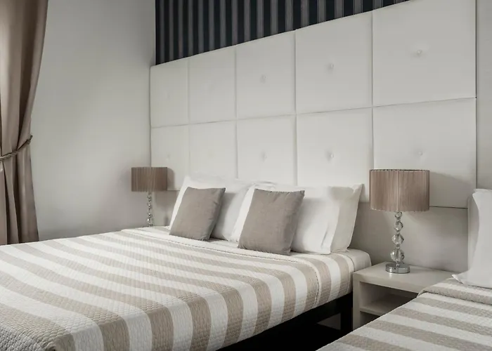 Mini Palace - Hotel 4*